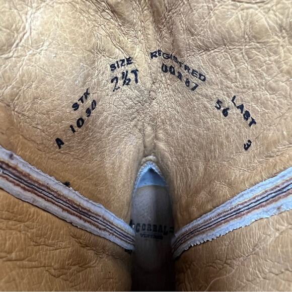 Corral Kids Boots with Colorful Embroidery - Picture 6 of 9